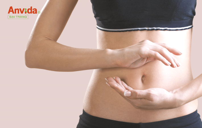 Đau bụng quanh rốn là triệu chứng điển hình nhất cảnh báo sớm bệnh viêm ruột thừa